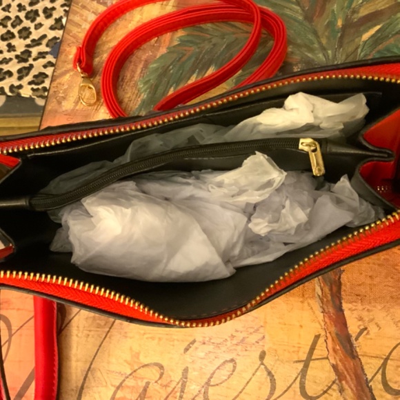 DIVA LADY W/SUNGLASSES FAB TRENDY BAG❤️ HOT STYLE PURSE Clutch HANDBAG NWT - Picture 3 of 12